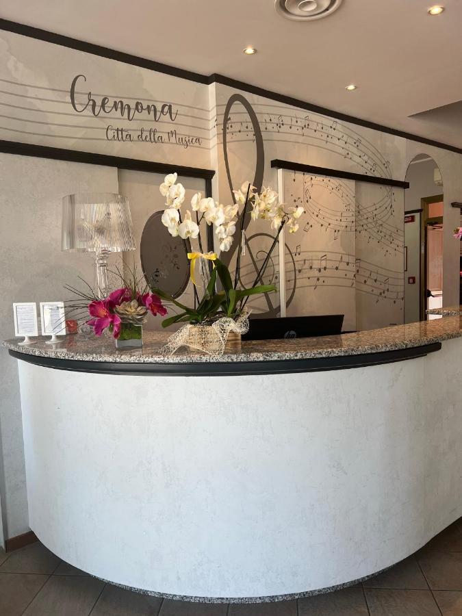 Albergo Visconti Crémone Extérieur photo