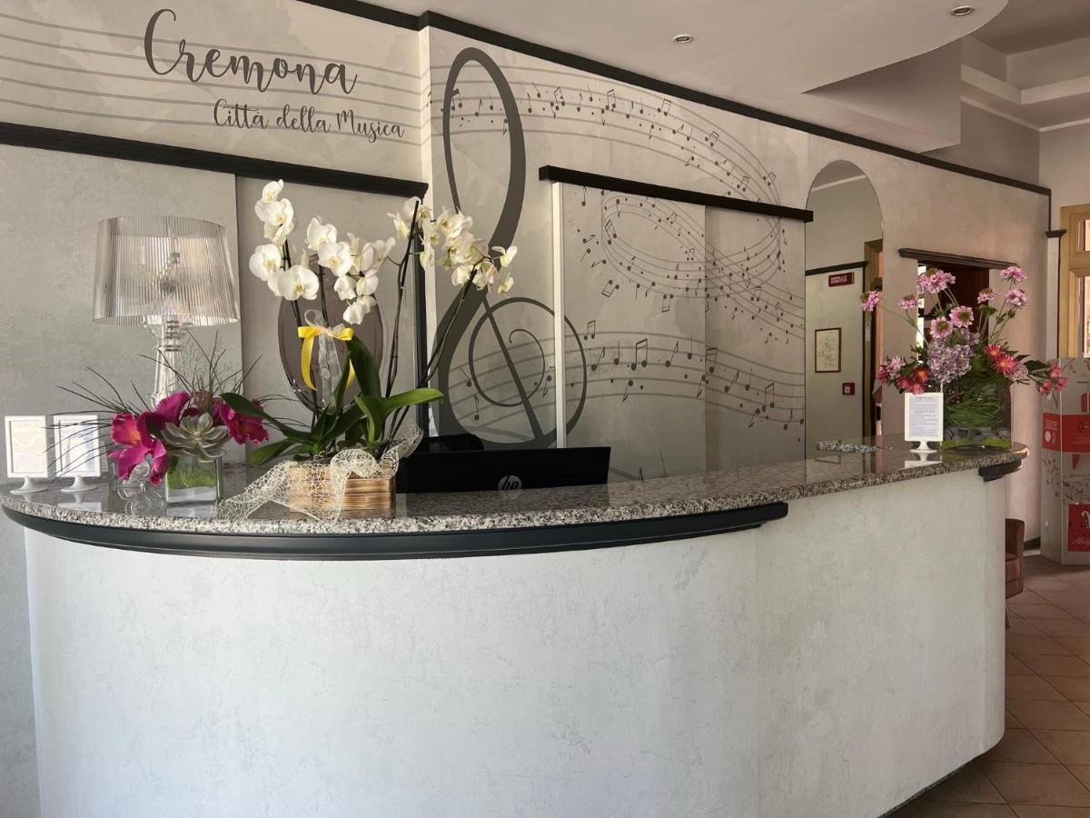 Albergo Visconti Crémone Extérieur photo