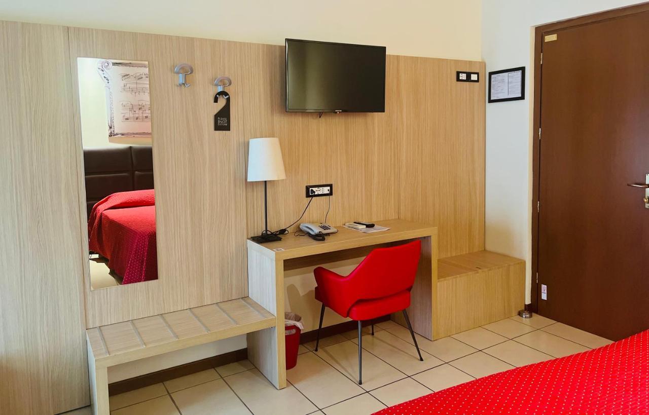 Albergo Visconti Crémone Extérieur photo
